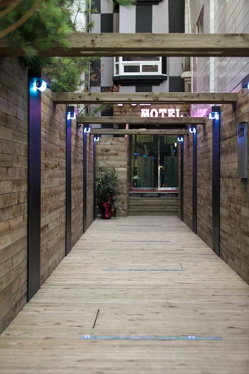 Fox Motel Inczhon Zewnętrze zdjęcie